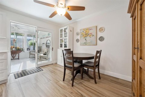 Townhouse in Orlando, Florida 3 bedrooms, 130.06 sq.m. № 2095001 - photo 7