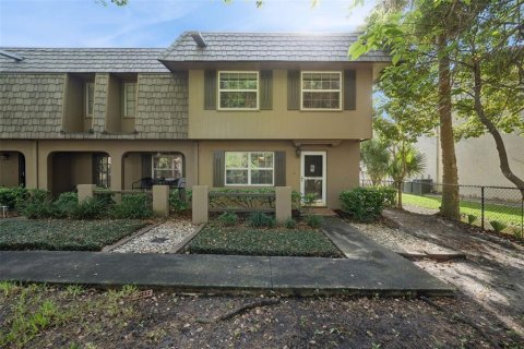 Townhouse in Orlando, Florida 3 bedrooms, 130.06 sq.m. № 2095001 - photo 2