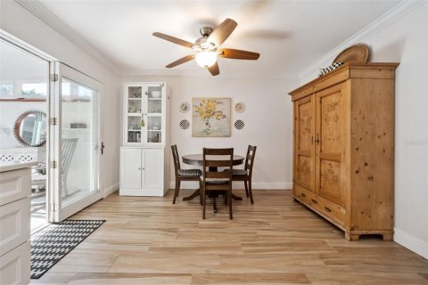 Townhouse in Orlando, Florida 3 bedrooms, 130.06 sq.m. № 2095001 - photo 8