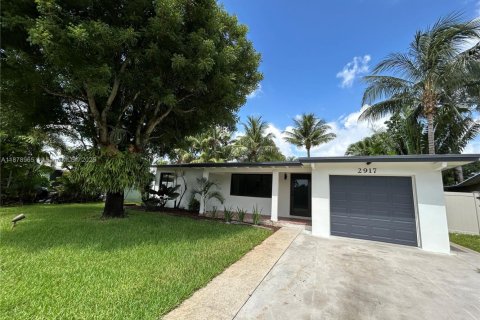 Casa en alquiler en Wilton Manors, Florida, 2 dormitorios, 121.14 m2 № 1925378 - foto 1