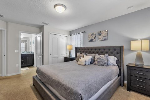 Casa en venta en Kissimmee, Florida, 7 dormitorios, 307.88 m2 № 1544307 - foto 9