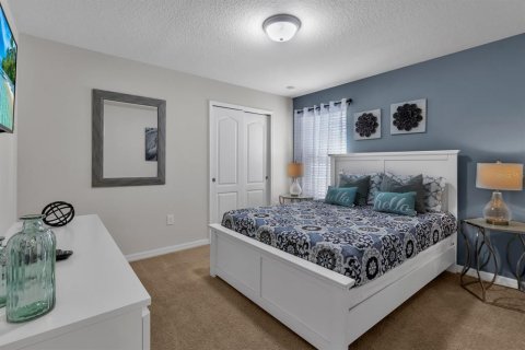 Casa en venta en Kissimmee, Florida, 7 dormitorios, 307.88 m2 № 1544307 - foto 21