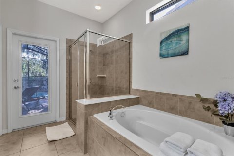 Casa en venta en Kissimmee, Florida, 7 dormitorios, 307.88 m2 № 1544307 - foto 28