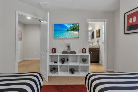 Casa en venta en Kissimmee, Florida, 7 dormitorios, 307.88 m2 № 1544307 - foto 13