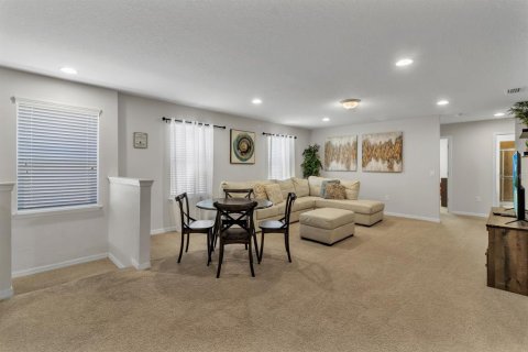 Casa en venta en Kissimmee, Florida, 7 dormitorios, 307.88 m2 № 1544307 - foto 16