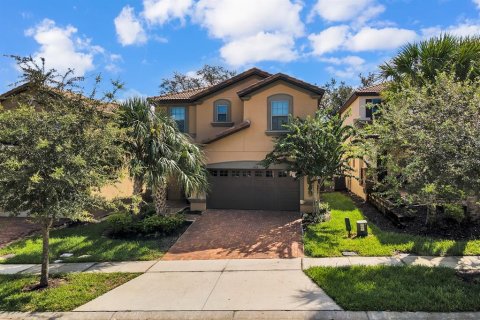 Casa en venta en Kissimmee, Florida, 7 dormitorios, 307.88 m2 № 1544307 - foto 6