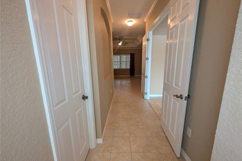 House in Lake Wales, Florida 3 bedrooms, 214.79 sq.m. № 1894778 - photo 24