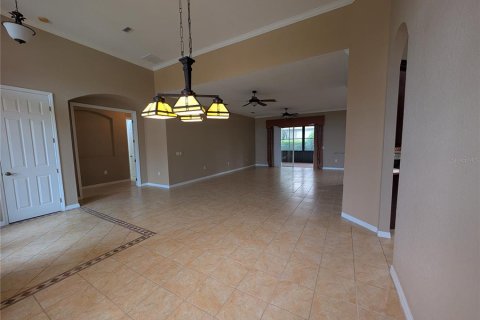 House in Lake Wales, Florida 3 bedrooms, 214.79 sq.m. № 1894778 - photo 8