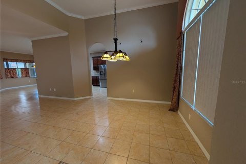 House in Lake Wales, Florida 3 bedrooms, 214.79 sq.m. № 1894778 - photo 9