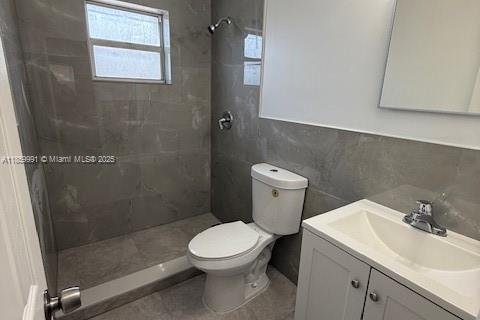 Снять в аренду квартиру в Форт-Лодердейл, Флорида 1 спальня, 355.26м2, № 1889931 - фото 1