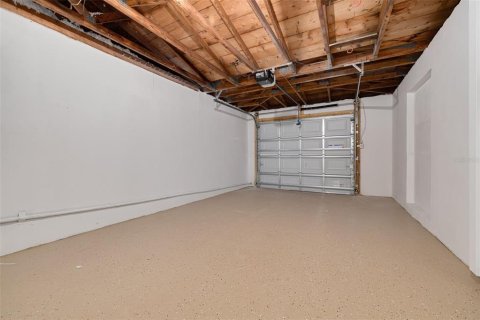 House in Largo, Florida 3 bedrooms, 112.41 sq.m. № 1886196 - photo 26