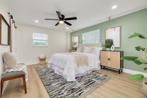 House in Largo, Florida 3 bedrooms, 112.41 sq.m. № 1886196 - photo 17
