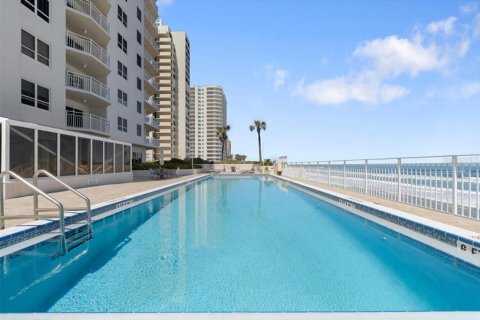 Condominio en venta en Daytona Beach Shores, Florida, 3 dormitorios, 154.96 m2 № 1586416 - foto 30