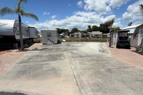 Commercial property in Okeechobee, Florida № 2087071 - photo 8
