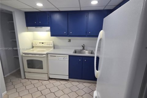 Condo à Tamarac, Floride, 1 chambre  № 2389741