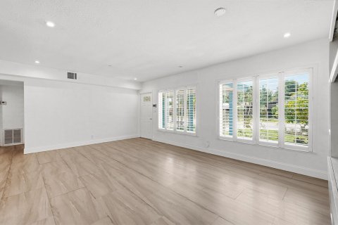 Casa en venta en Fort Lauderdale, Florida, 3 dormitorios, 164.62 m2 № 2174086 - foto 8