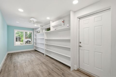 Casa en venta en Fort Lauderdale, Florida, 3 dormitorios, 164.62 m2 № 2174086 - foto 30