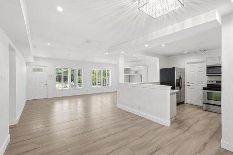 Casa en venta en Fort Lauderdale, Florida, 3 dormitorios, 164.62 m2 № 2174086 - foto 11