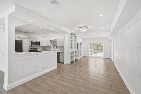Casa en venta en Fort Lauderdale, Florida, 3 dormitorios, 164.62 m2 № 2174086 - foto 10