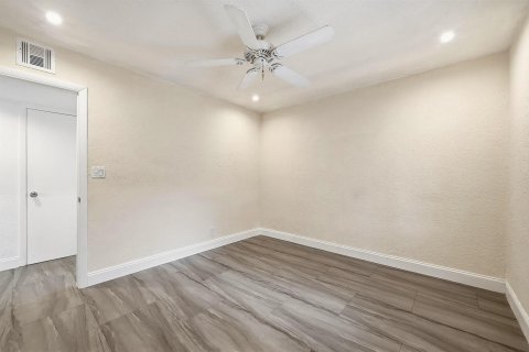Casa en venta en Fort Lauderdale, Florida, 3 dormitorios, 164.62 m2 № 2174086 - foto 24