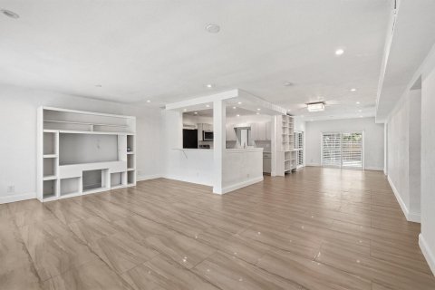 Casa en venta en Fort Lauderdale, Florida, 3 dormitorios, 164.62 m2 № 2174086 - foto 6