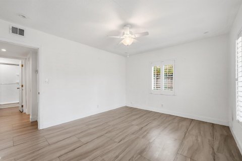 Casa en venta en Fort Lauderdale, Florida, 3 dormitorios, 164.62 m2 № 2174086 - foto 20