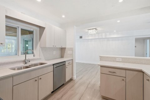 Casa en venta en Fort Lauderdale, Florida, 3 dormitorios, 164.62 m2 № 2174086 - foto 17
