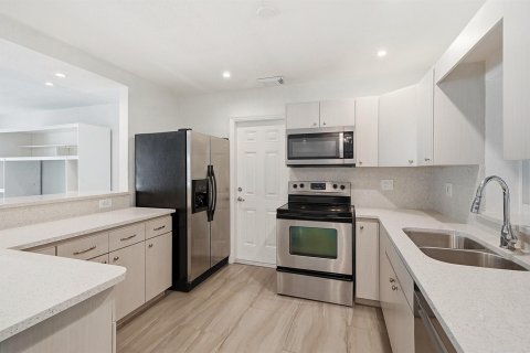 Casa en venta en Fort Lauderdale, Florida, 3 dormitorios, 164.62 m2 № 2174086 - foto 16