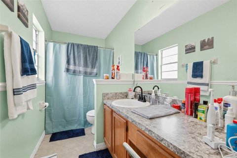 House in Brandon, Florida 3 bedrooms, 119.38 sq.m. № 2415495 - photo 28