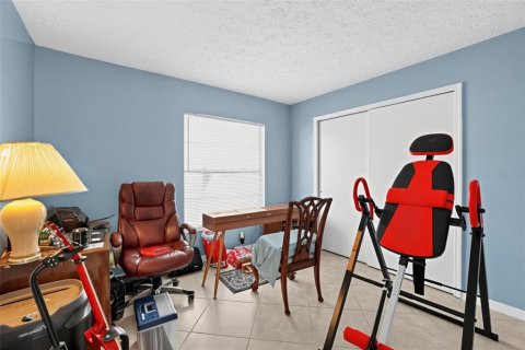 House in Brandon, Florida 3 bedrooms, 119.38 sq.m. № 2415495 - photo 15