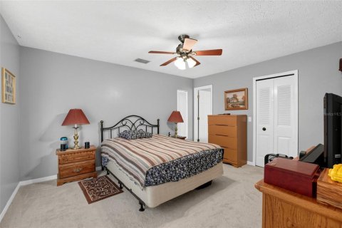 House in Brandon, Florida 3 bedrooms, 119.38 sq.m. № 2415495 - photo 24