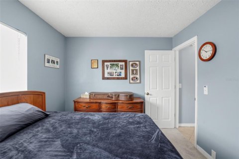 House in Brandon, Florida 3 bedrooms, 119.38 sq.m. № 2415495 - photo 25