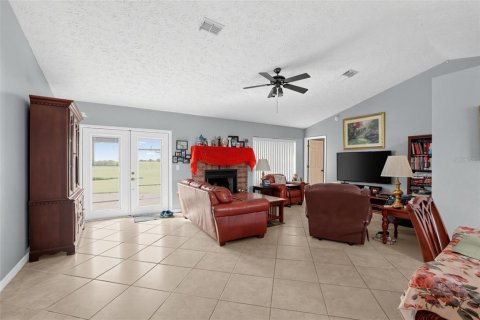 House in Brandon, Florida 3 bedrooms, 119.38 sq.m. № 2415495 - photo 13