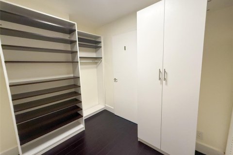 Купить кондоминиум в Халландейл-Бич, Флорида 2 спальни, 104.98м2, № 2083023 - фото 26