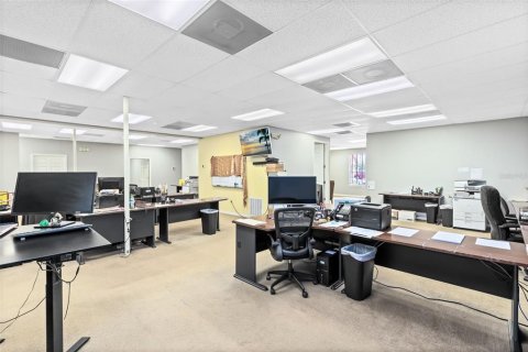 Commercial property in Lake Mary, Florida 278.71 sq.m. № 1883989 - photo 10