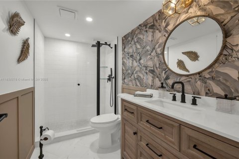 Condo in Pembroke Pines, Florida, 2 bedrooms  № 1836147 - photo 1