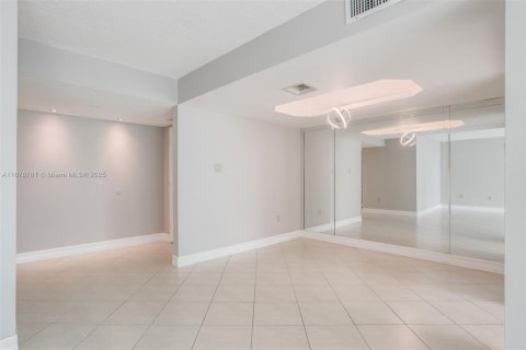 Copropriété à vendre à Aventura, Floride: 2 chambres, 145.39 m2 № 1428294 - photo 5