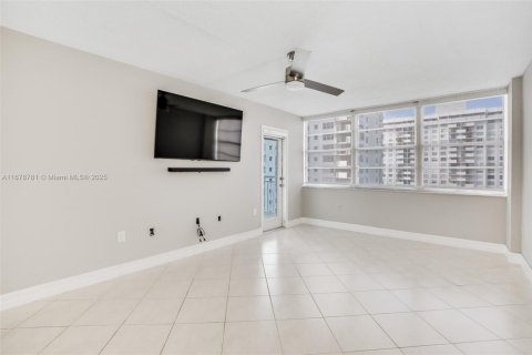 Copropriété à vendre à Aventura, Floride: 2 chambres, 145.39 m2 № 1428294 - photo 18