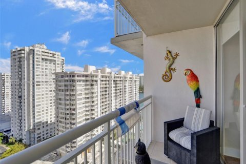 Condominio en venta en Aventura, Florida, 2 dormitorios, 149.11 m2 № 1959176 - foto 25