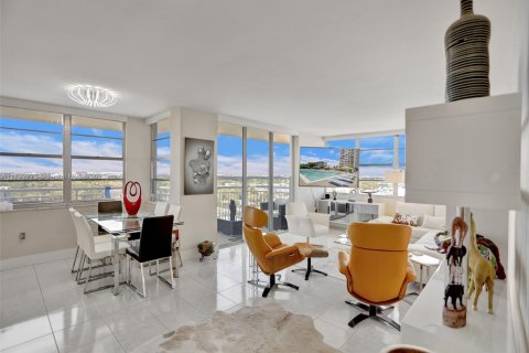 Condominio en venta en Aventura, Florida, 2 dormitorios, 149.11 m2 № 1959176 - foto 8