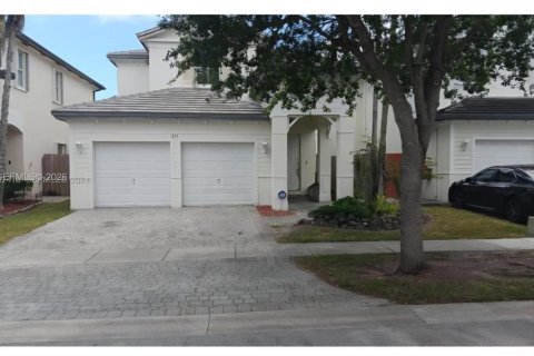 Villa ou maison à Homestead, Floride 4 chambres, 215.72 m2 № 1999155