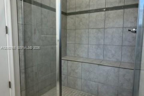Villa ou maison à vendre à Vero Beach, Floride: 4 chambres, 187.38 m2 № 2377092 - photo 9