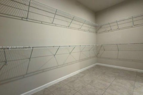 Villa ou maison à vendre à Vero Beach, Floride: 4 chambres, 187.38 m2 № 2377092 - photo 11