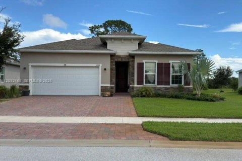 Villa ou maison à vendre à Vero Beach, Floride: 4 chambres, 187.38 m2 № 2377092 - photo 2