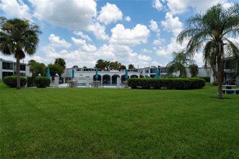 Condominio en venta en Kissimmee, Florida, 2 dormitorios, 81.01 m2 № 1877347 - foto 17