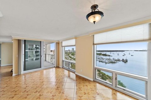 Copropriété à louer à Sarasota, Floride: 2 chambres, 161.28 m2 № 1657772 - photo 9