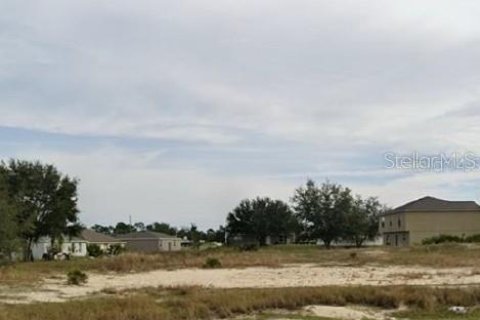 Land in Kissimmee, Florida № 2160051