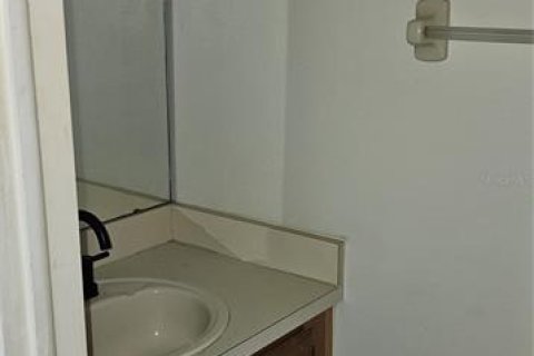 Touwnhouse à vendre à Tampa, Floride: 2 chambres, 122.26 m2 № 1906639 - photo 11