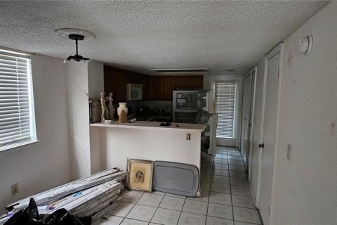 Touwnhouse à vendre à Tampa, Floride: 2 chambres, 122.26 m2 № 1906639 - photo 5