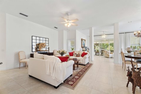 House in Hobe Sound, Florida 3 bedrooms, 187.38 sq.m. № 2084193 - photo 5